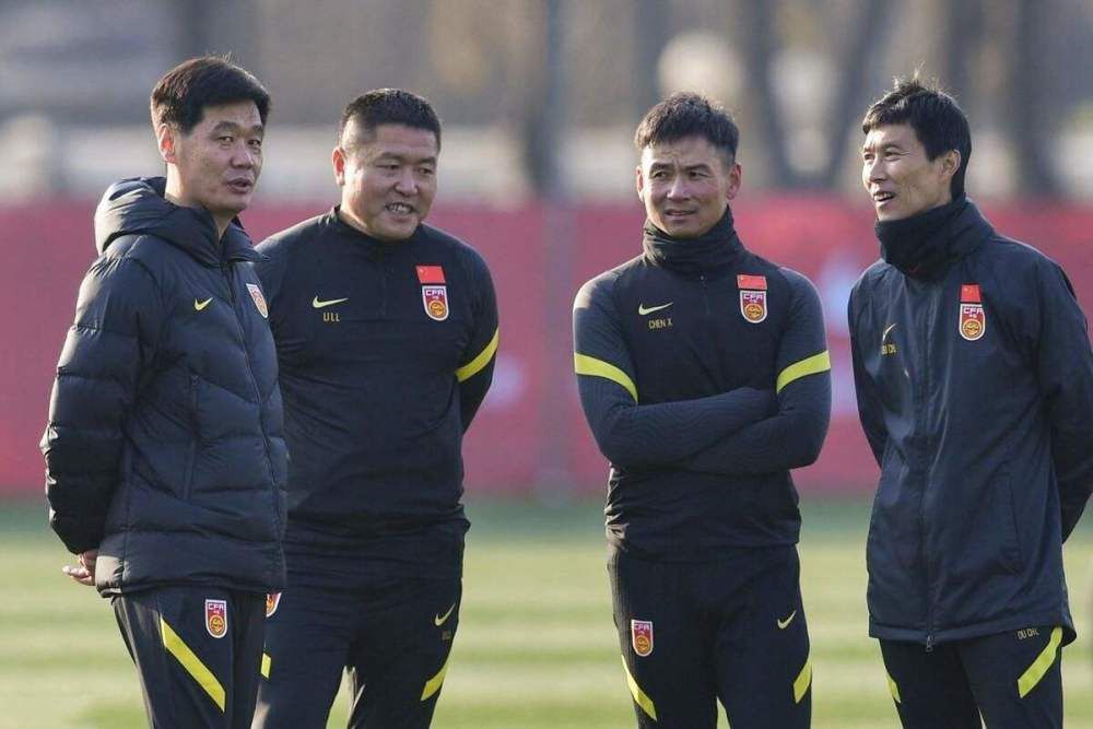 和尚借种太猛了